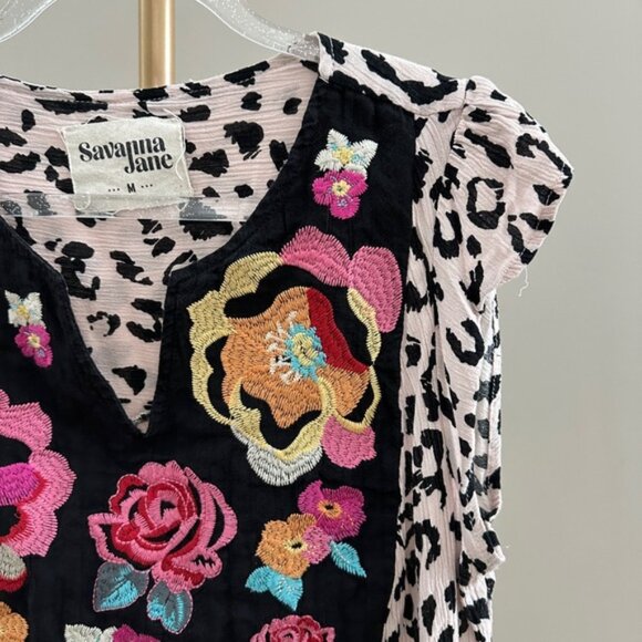 Savanna Jane Floral & Animal Print Flutter Sleeve Top – Size Medium - Picture 5 of 5